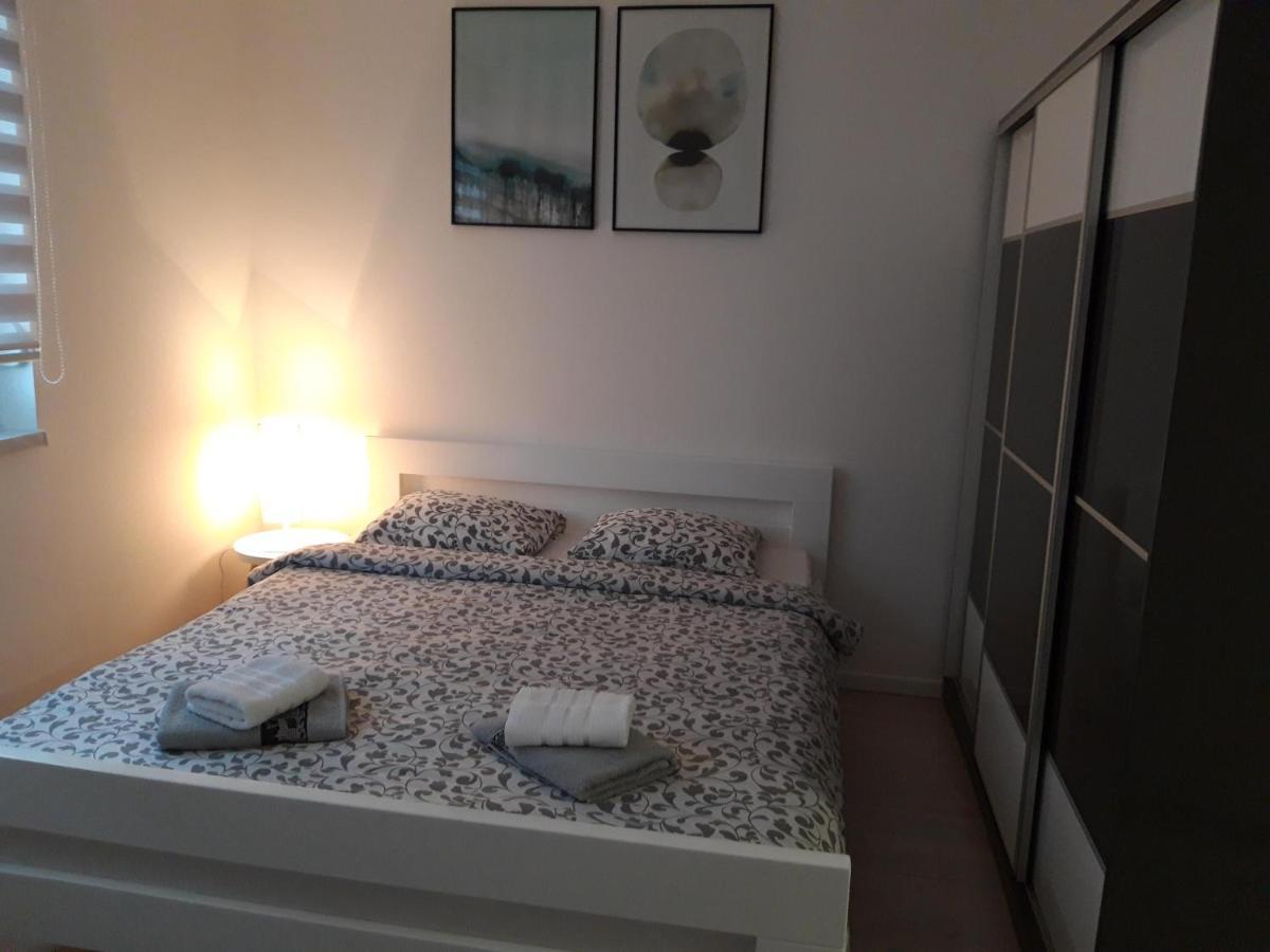 Elena Apartmani Tuzla Bagian luar foto